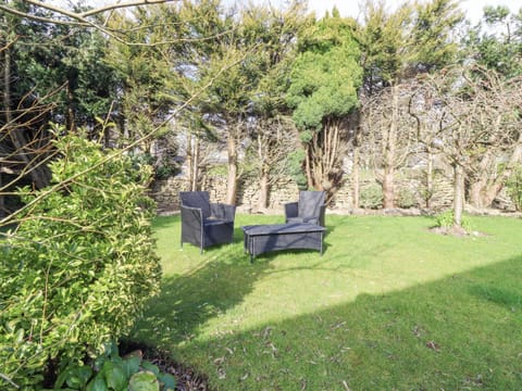 Cottage | Property grounds