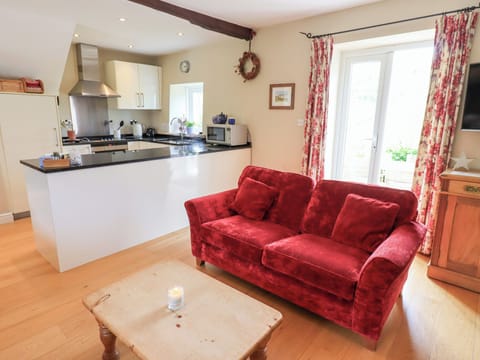 Cottage | Living area | TV, DVD player