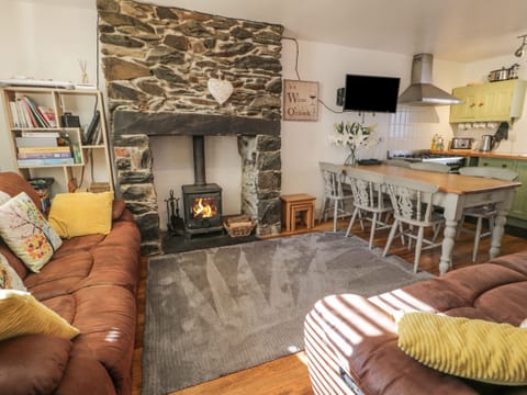 Cottage | Living room | TV, DVD player