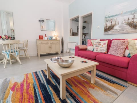 Cottage | Living area | TV, DVD player