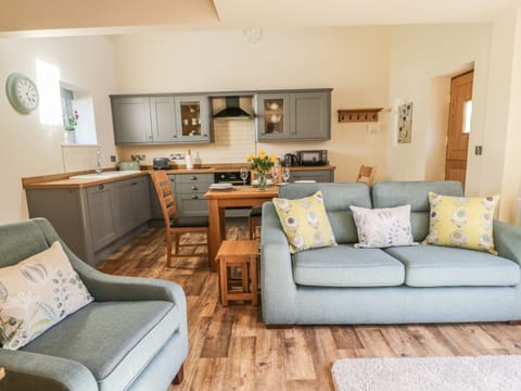 Cottage | Living room | DVD player