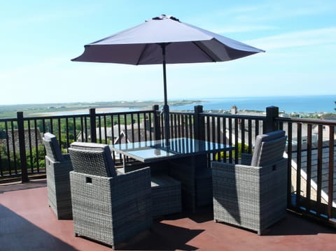 Cottage | Outdoor dining