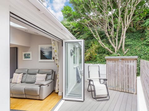 Cottage | Property grounds