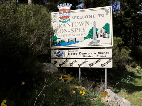 Cottage | Property grounds