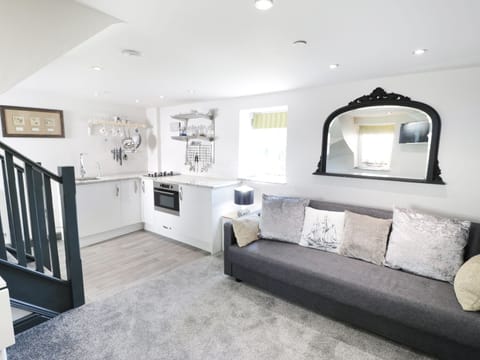 Cottage | Living room | TV