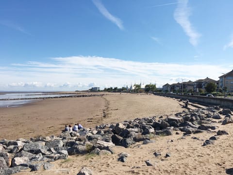 Cottage | Beach