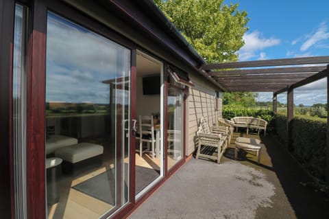 Cottage | Outdoor dining