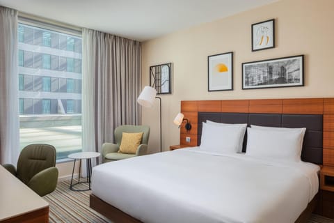 In-room safe, desk, laptop workspace, soundproofing