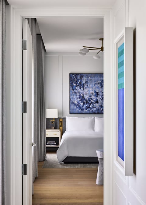 Rosewood Suite | Frette Italian sheets, premium bedding, down comforters, minibar