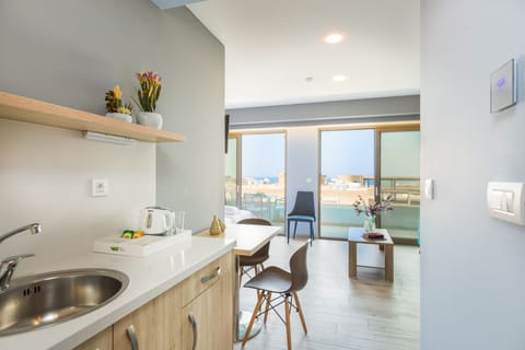 Superior Double or Twin Room, Balcony | Minibar, in-room safe, individually decorated, desk