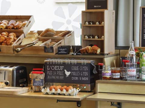 Daily buffet breakfast (EUR 12.90 per person)