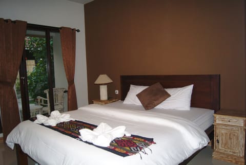 Double Room | Desk, free WiFi, bed sheets