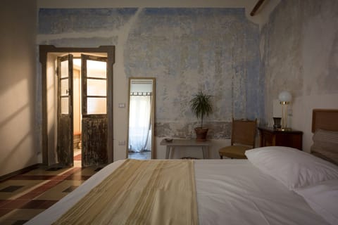 Deluxe Double Room | Blackout drapes, soundproofing, free WiFi, bed sheets