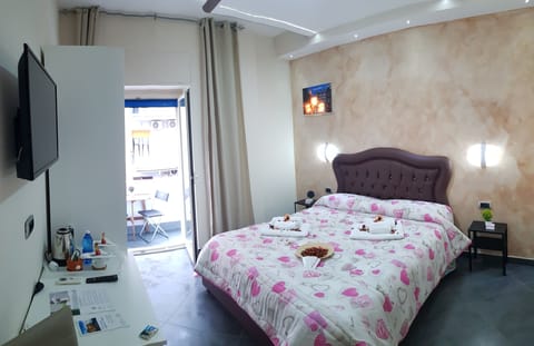 Comfort Townhome, Non Smoking | Premium bedding, memory foam beds, minibar, in-room safe