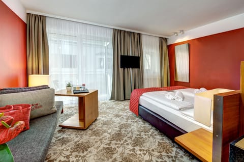 Design Double Room, Balcony | Premium bedding, in-room safe, soundproofing, free WiFi