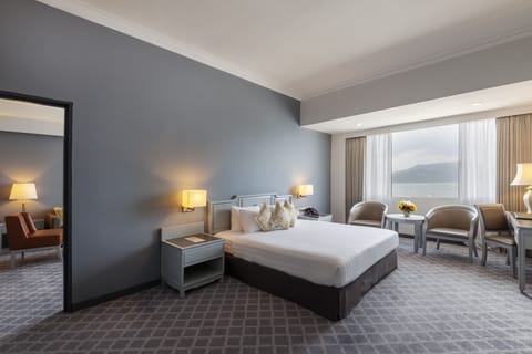 Executive Room, 1 King Bed, Club Lounge Access, Sea View | View from room