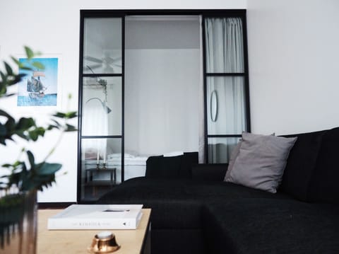 City Studio | 1 bedroom, soundproofing, iron/ironing board, free WiFi