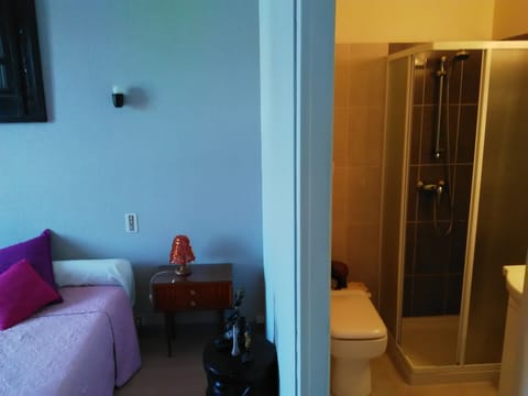 Double Room | Individually decorated, individually furnished, blackout drapes