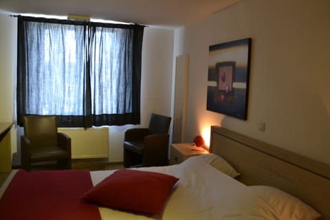 Standard Double Room | Room amenity