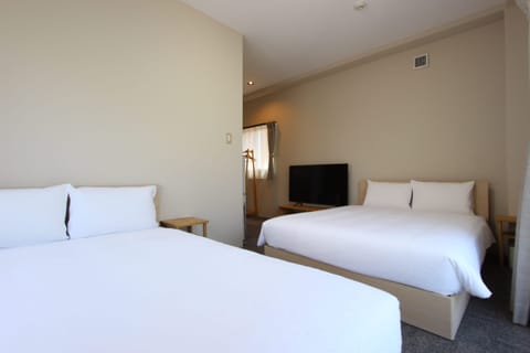 Basic Apartment | In-room safe, free WiFi, bed sheets