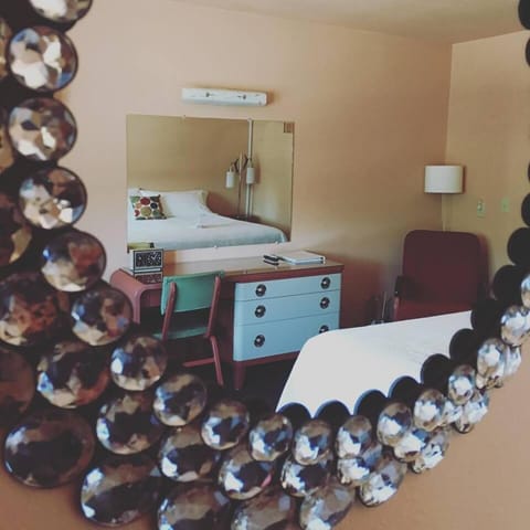 Room, 1 King Bed (Second Floor) | Premium bedding, pillowtop beds, desk, laptop workspace