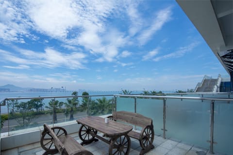 1 King Standard Balcony | View from room