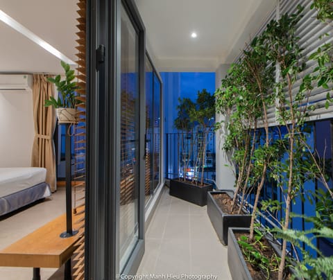Deluxe Double Room, City View | Balcony
