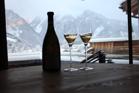 Panoramic Penthouse, Multiple Beds, Non Smoking | In-room dining
