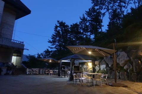 BBQ/picnic area