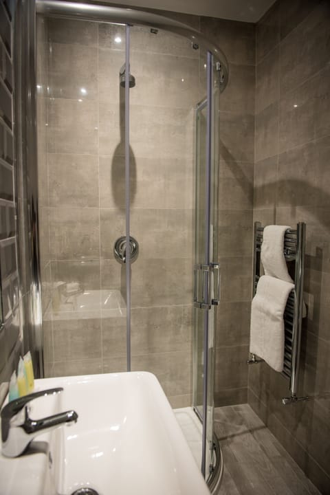 Double Room, Private Bathroom | Bathroom