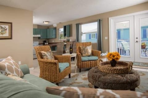 Room (201 Oceanview Cottage at Vilano Beach) | Living room | TV