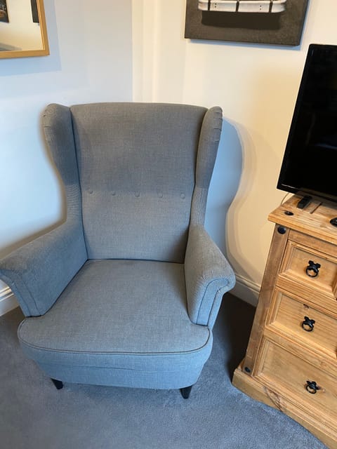 Double Room, Shared Bathroom (2) | Individually decorated, individually furnished, iron/ironing board