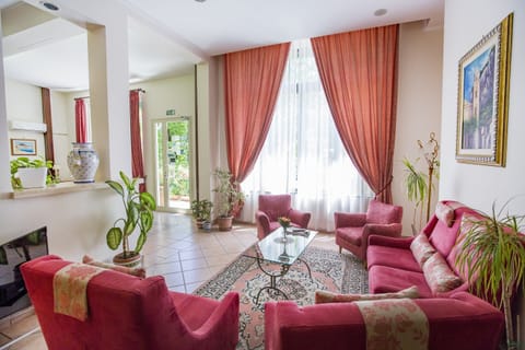 Lobby sitting area