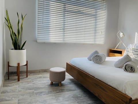 In-room safe, desk, iron/ironing board, free WiFi