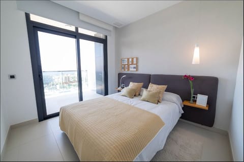 Apartment, 2 Bedrooms, Sea View (4) | Desk, blackout drapes, cribs/infant beds, free WiFi