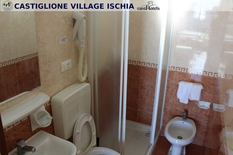 Double Room, Sea View | Bathroom | Shower, towels