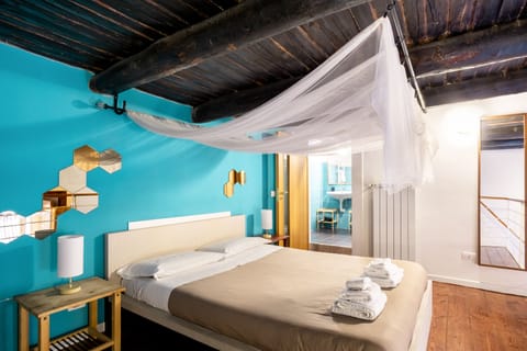 Quadruple Room | Desk, iron/ironing board, free WiFi, bed sheets