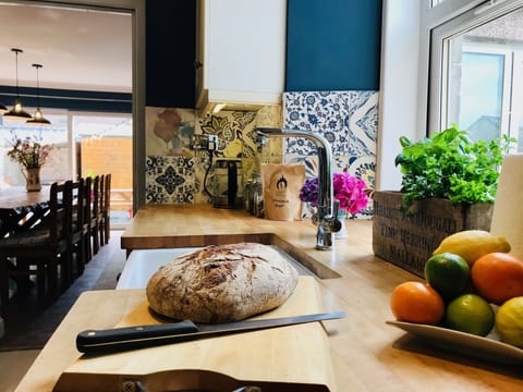 Deluxe Villa | Private kitchen | Fridge, microwave, stovetop, dishwasher