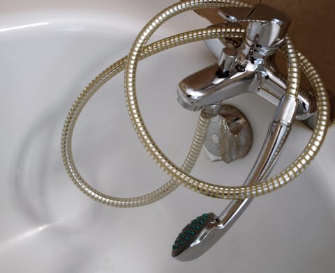 Standard Triple Room | Bathroom | Combined shower/tub, deep soaking tub, hydromassage showerhead