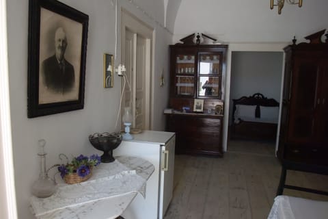 Family Room (Cellar 2) | Living area