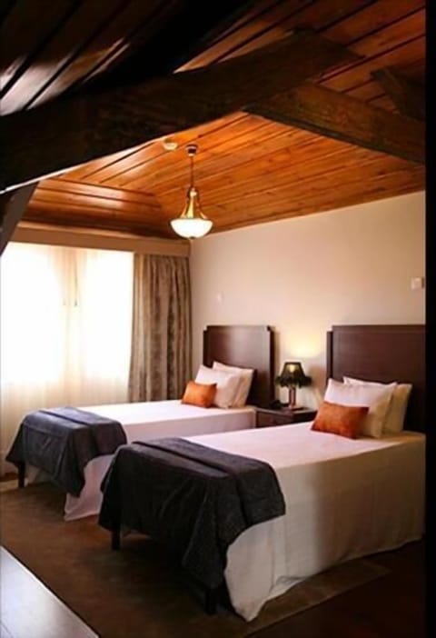 Soundproofing, free WiFi