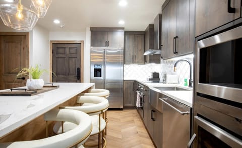 Luxury Condo | Private kitchen | Microwave, coffee/tea maker, toaster, paper towels