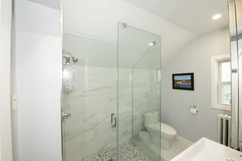 Willow Room | Bathroom shower