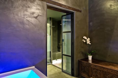 Junior Suite, Jetted Tub (Venere) | Private spa tub