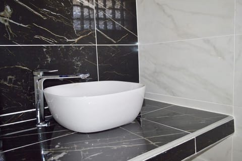 Studio, 1 Double Bed with Sofa bed, Sea View, Ground Floor | Bathroom sink