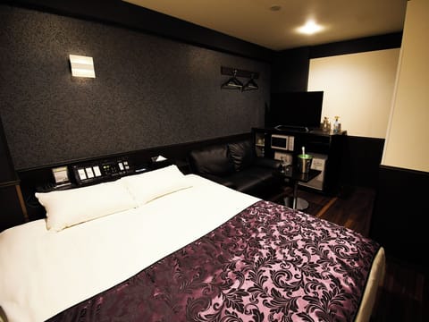 Atype Double Room, Smoking | WiFi (free), bed sheets
