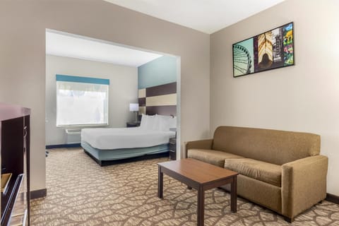 Suite, 1 King Bed, Accessible, Non Smoking (Walk-in Shower) | Premium bedding, in-room safe, desk, laptop workspace