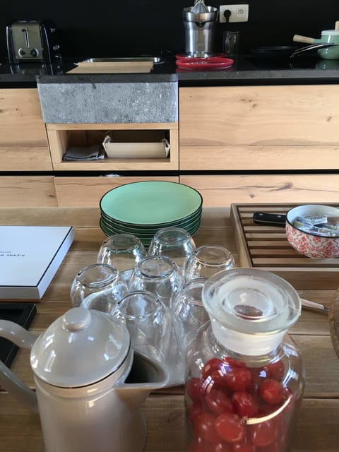 Daily buffet breakfast (EUR 19 per person)