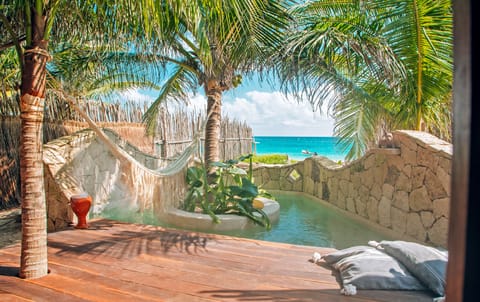 Oceanfront Suite with Plunge Pool | Premium bedding, free WiFi, bed sheets