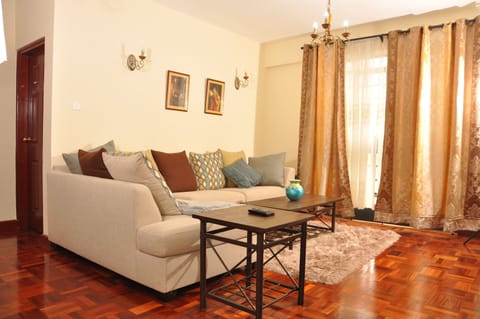 Comfort Apartment, 1 Queen Bed, Non Smoking | Living room | 40-inch TV with satellite channels, Netflix, streaming services